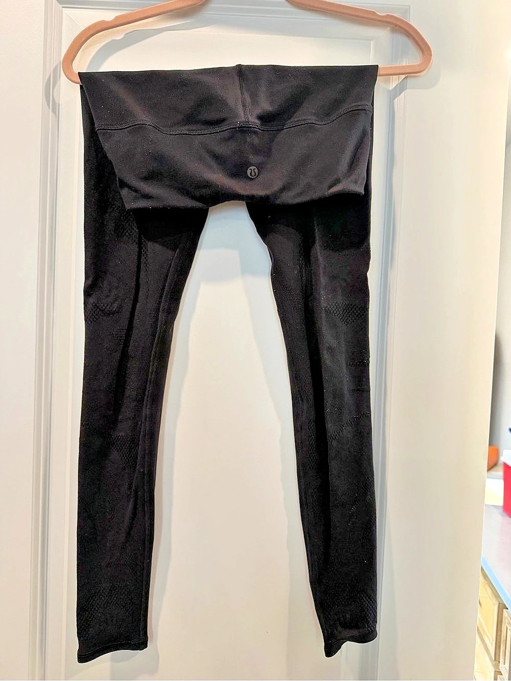 Lululemon Fresh In Mesh Tight (25") ) Black Leggings